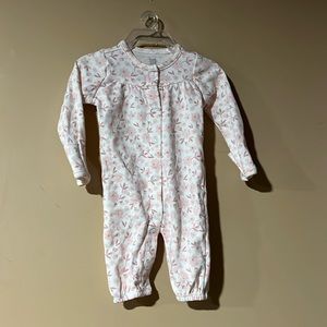 New Born Onesie with matching booties and hat